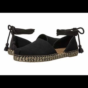 Brand New! TOMS lace up espadrilles size 6.5